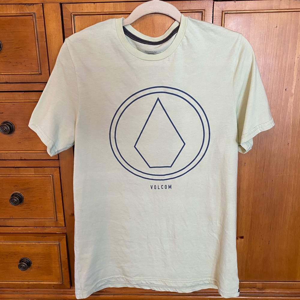 Volcom Tee - Picture 1 of 3